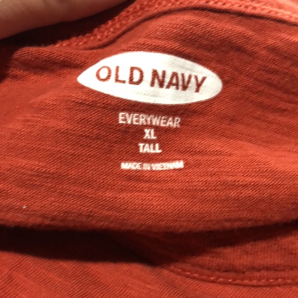 Old Navy Everywhere red tee size xl tall - Picture 8 of 10